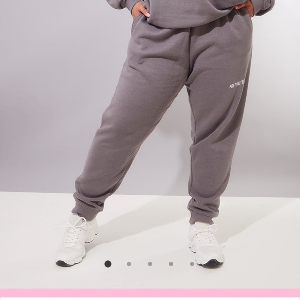 Pretty Little Thing sweats